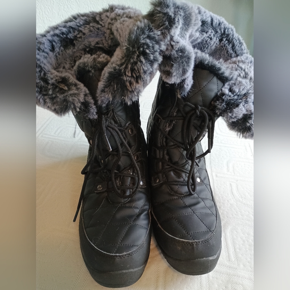 Cozy Black Quilted Women's Winter Boots